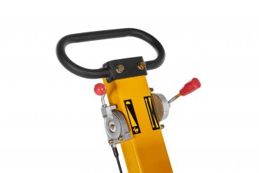 Lumag reversible vibratory plate with E-Start RP-i31DE